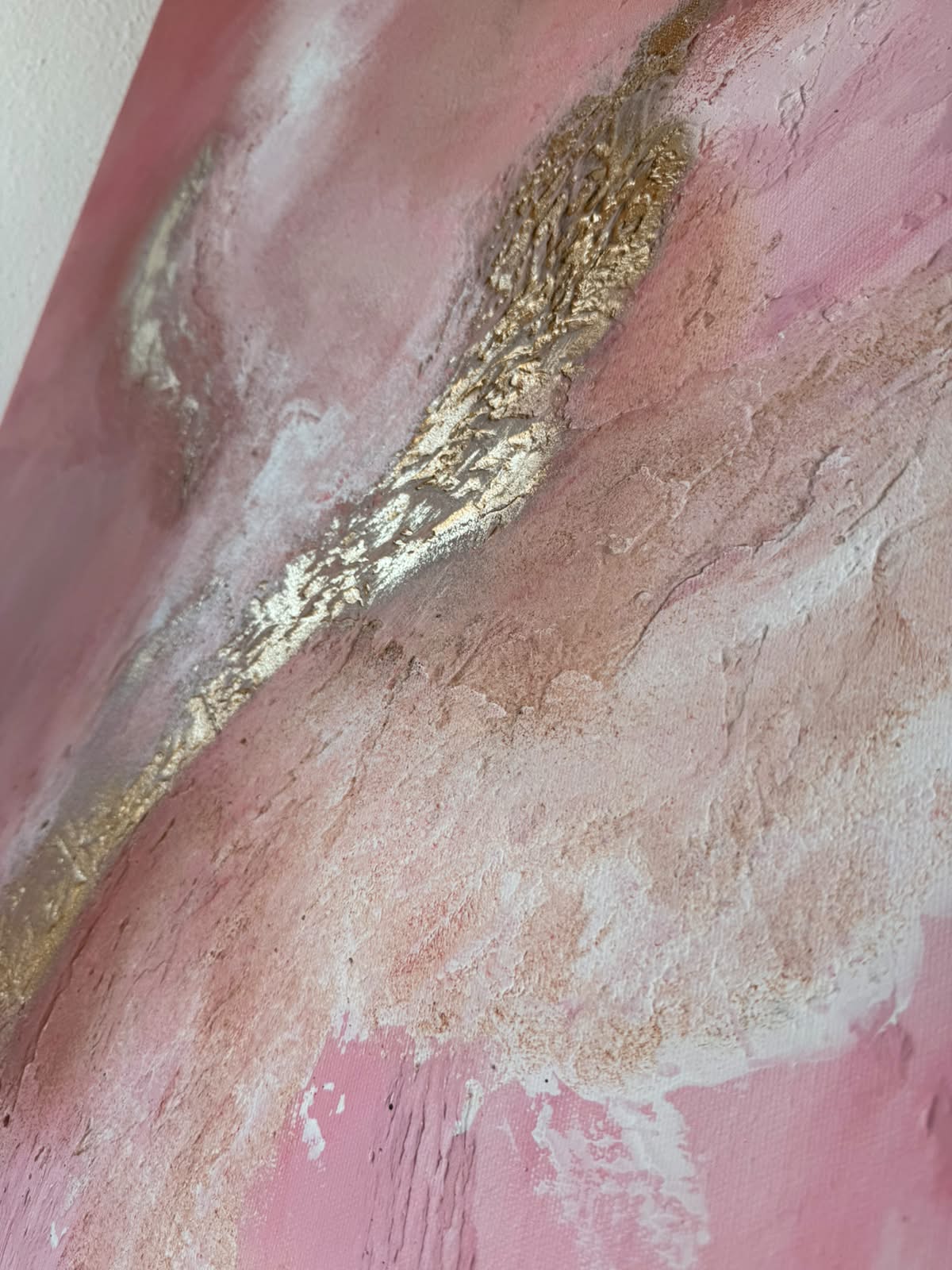 Pink Raspberry | Acrylic painting on canvas 55 x 75 cm